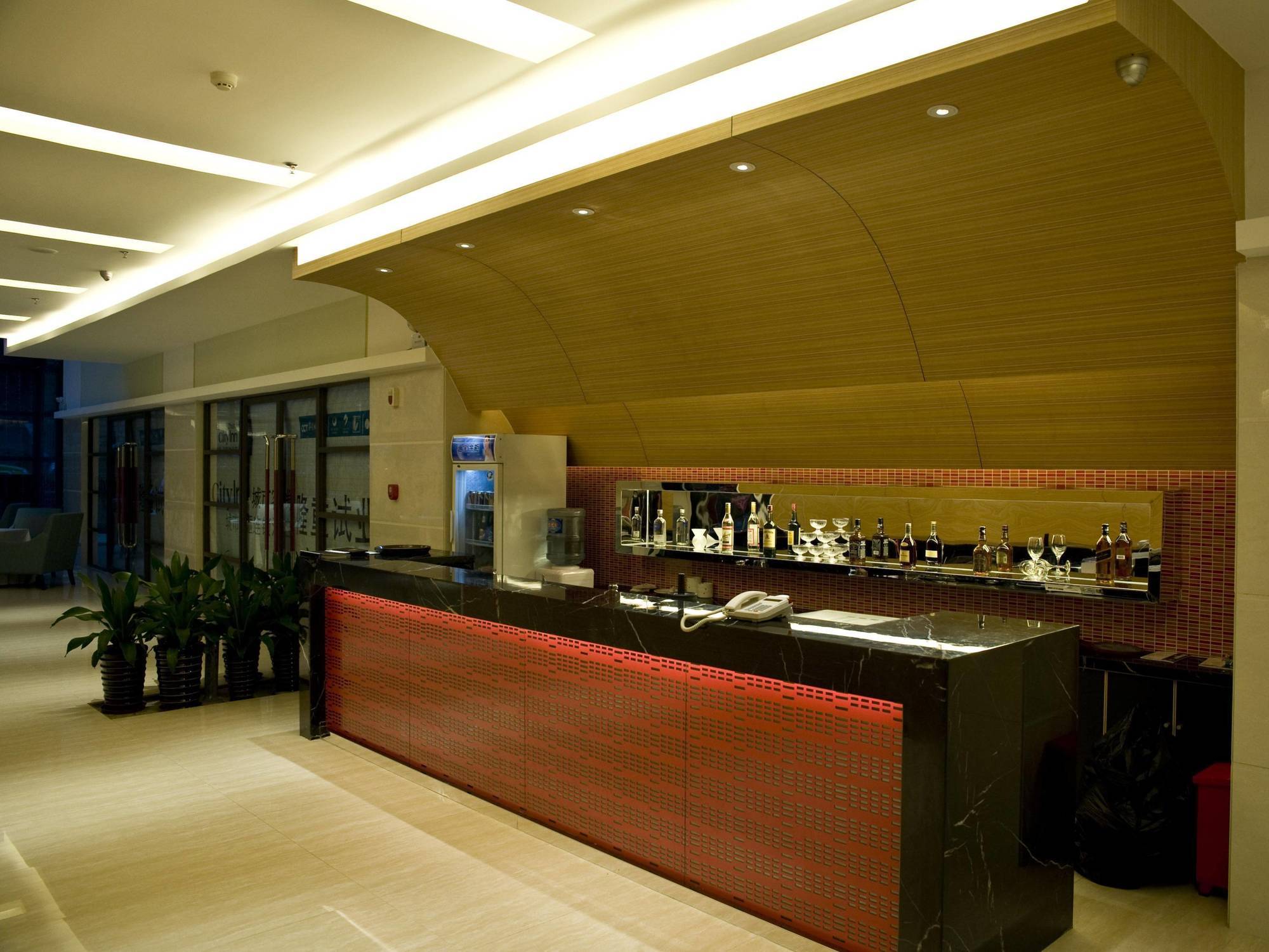Joy Inn Gongbei Zhuhai Extérieur photo